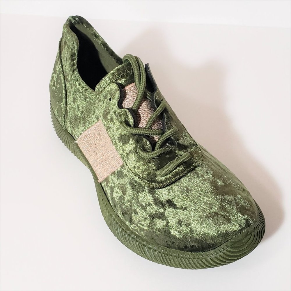 Green Velvet Forward Racer Thick Sole Sneaker - Picture 4 of 6